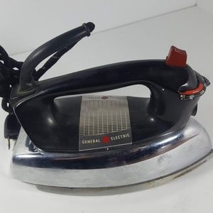 Vintage General Electric Steam Iron H2F62